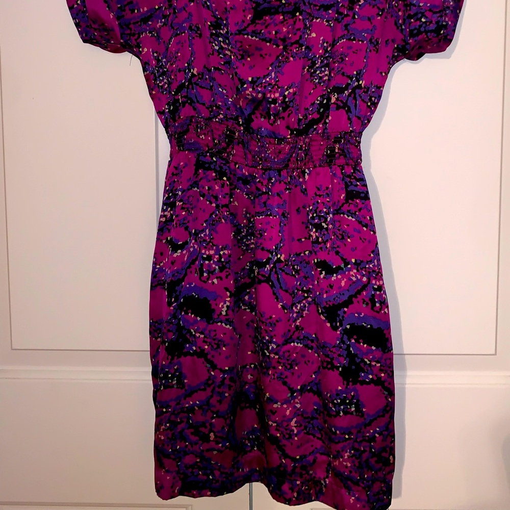Multi color mini dress with pockets!